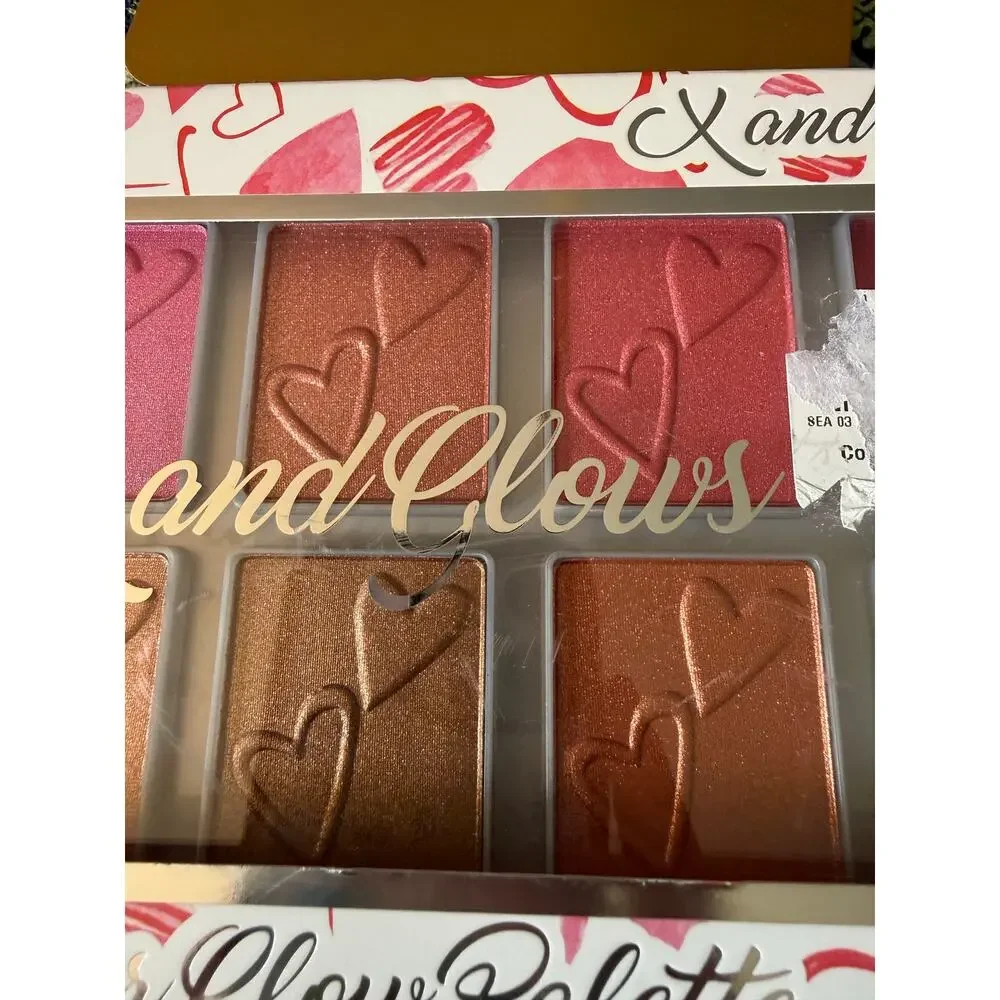 NWT bebe X and Glows 10 Color Glow Palette